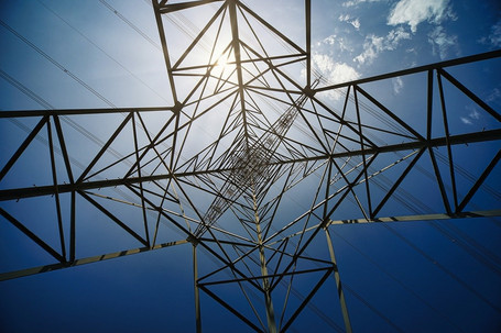 Electricité : l'extension des tarifs réglementés aux TPE et petites communes