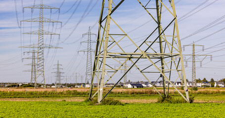Le Parlement européen adopte une réforme de réorganisation du marché de l'électricité